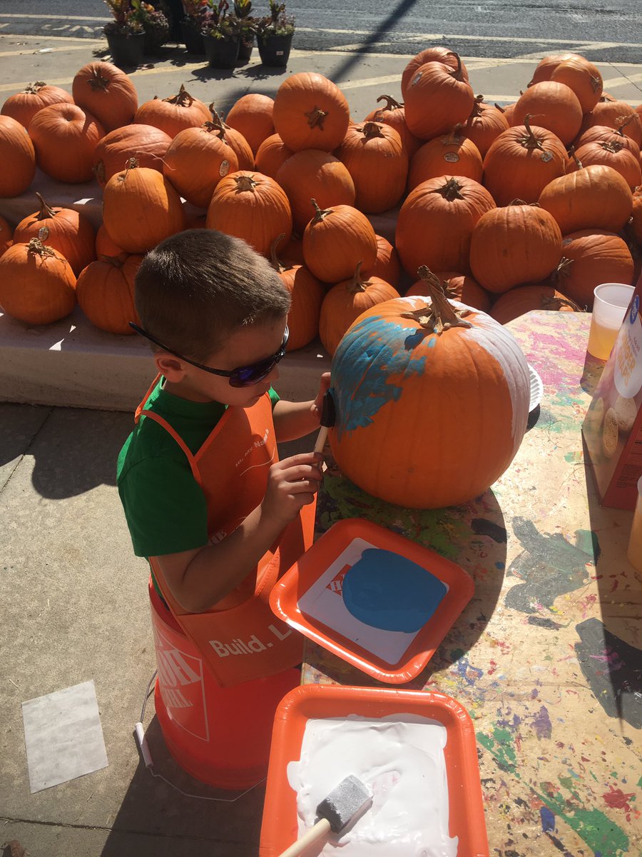 Fall Harvest fun <a href="/0942/">tftfg7</a> <a href="/Lodge1mike/">Mike Lodge</a>  <a href="/wilkie_cindy/">Cindy Wilkie</a> <a href="/hollylizzie/">Holly Wentz Jones</a>