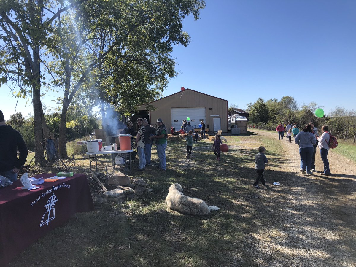 ChrisJohnsonDoz's tweet photo. Great time today at Glory Hills Farm Fall Festival for foster & adoptive families! Thanks to #ACEMinistries & @OCAkids for loving on these awesome families! Thanks also to the churches & community partners that helped make it happen! @oca_darren @bryanaceky @GovMattBevin https://t.co/BLqSDwTFjM