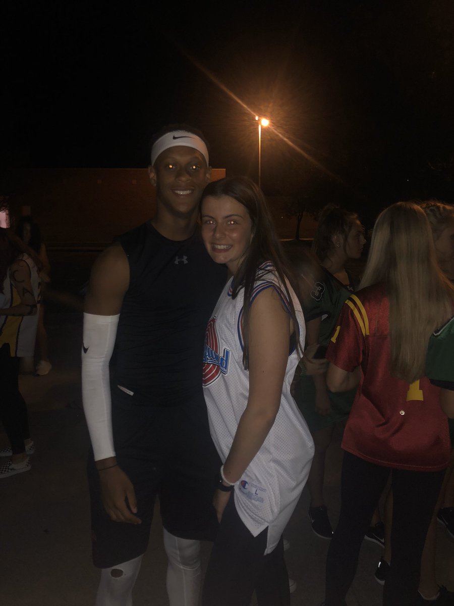 happy birthday to the biggest stud ever <a href="/dalysbeanum7/">Dalys Beanum</a> have the best day daly 🥳🥳🥳🥳