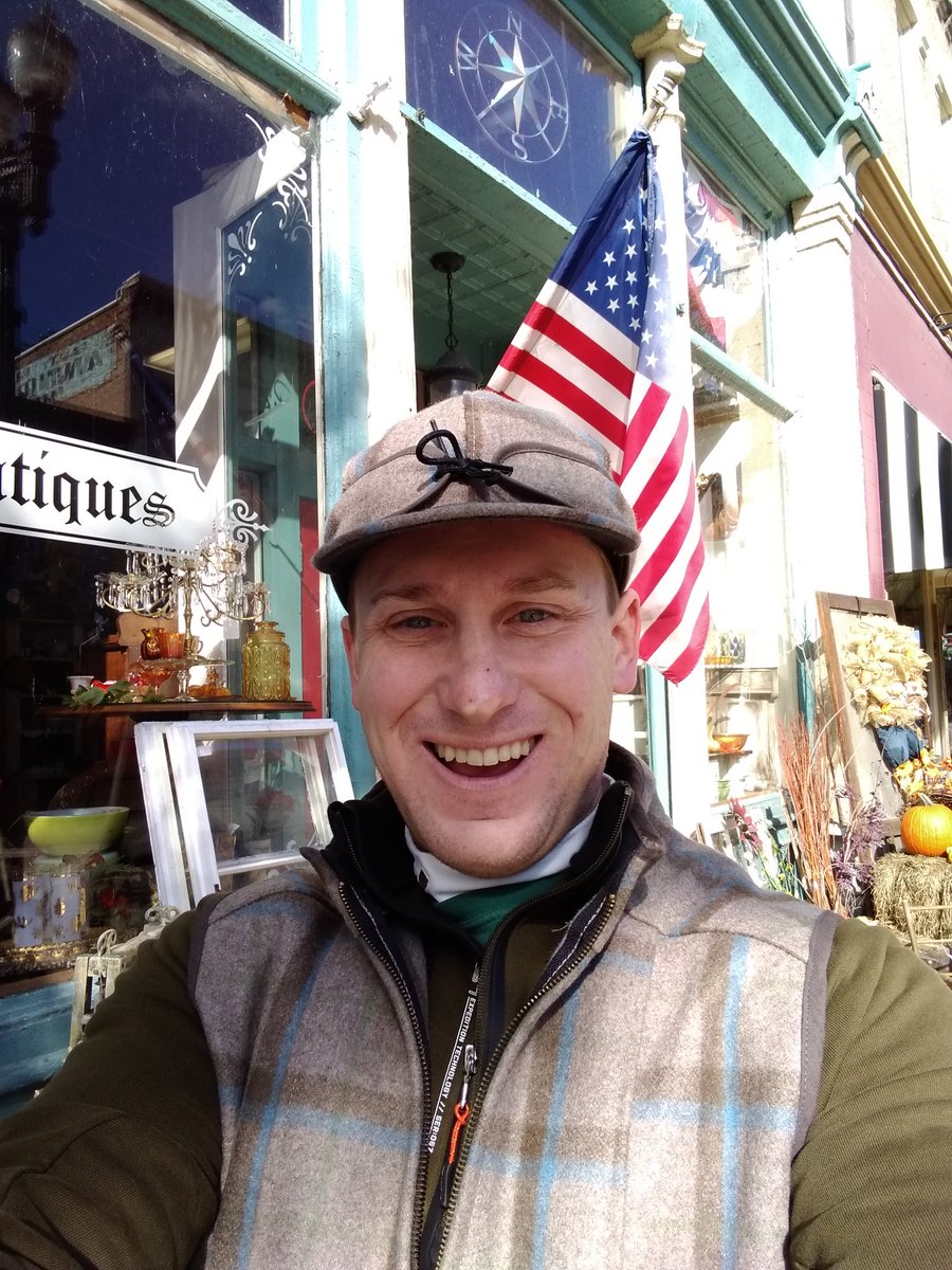 twdrenth's tweet photo. @PureMichigan @StormyKromer I couldn't join the fun in Chesaning today, so I am rocking #MyStormy in #LowellMi for the @lowellchamber Harvest Festival #TDwears #TDadventures #GRCrashers https://t.co/BbhJAAgJFJ