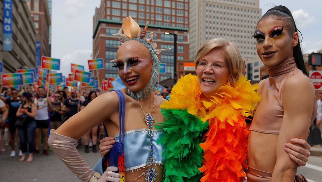 DougSides's tweet image. #ElizabethWarrenHasAPlanFor your next costume party.