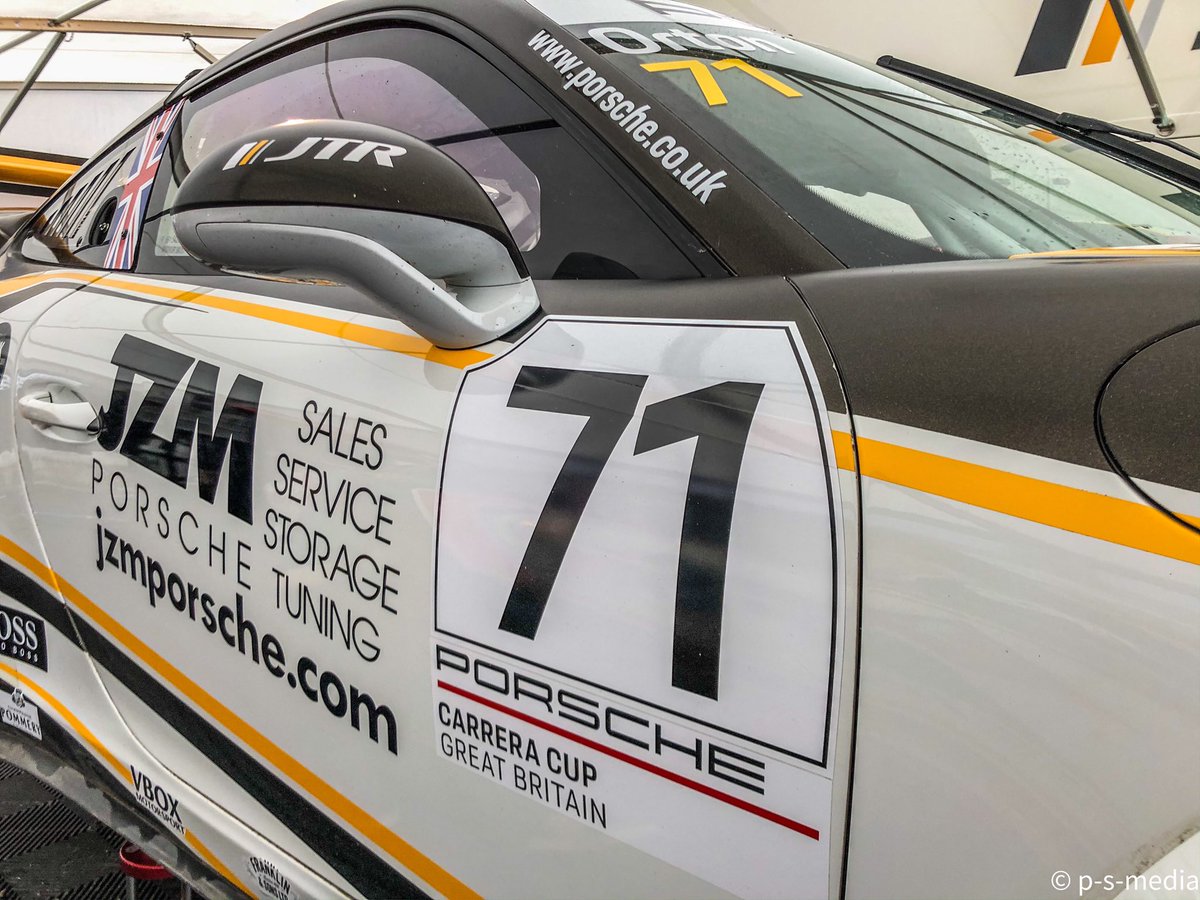 Team_JTR_'s tweet photo. It was a frustrating day today, the weather made the track conditions very tricky plus a number of red flags means Dan #DH33Champion🏆 qualified in P7 Adam #AK08 P14 #P1 #AmClass and Jamie P15 overall #P10 #ProClass #TeamJTR #TeamTandy #FollowTeamJTR https://t.co/gpRZyYKhA7