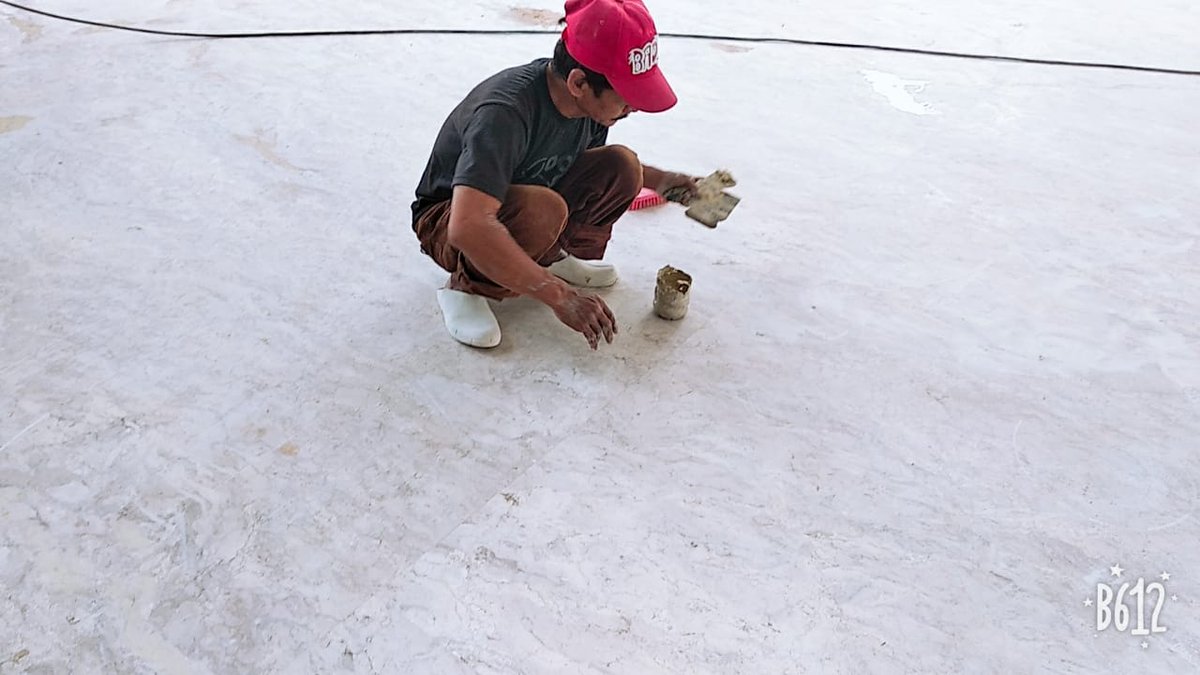 Batualamnusant4's tweet photo. Proses penambalan marmer ujung pandang dengan resin sebelum finishing poles
Proyek masjid agung kubah intan Lampung.

KING STONE 
BATU ALAM_MARMER_GRANIT
081281113574/wa/TLP
https://t.co/5ruaqiiLu0

#batualam_nusantara
#kingstonebatualam
#amisaputra
#putritamaya_stone https://t.co/lWBSgLwNro