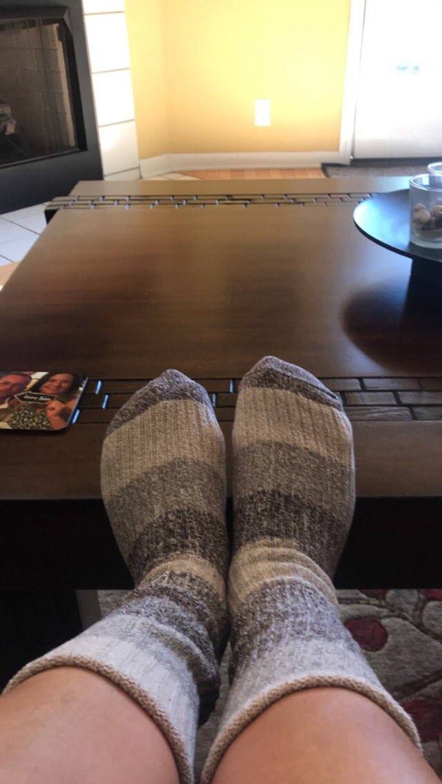 jaalbright's tweet image. I  can’t remember the last time I wore socks!  Some time in May I think. 😒😒#ihate cold weather