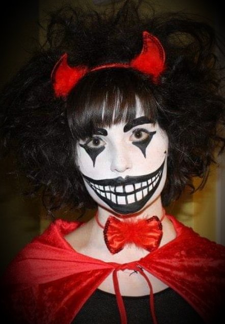 AllThingsDreams's tweet image. Family resemblance between my Halloween costume and my painting of this #sleepparalysis demon? 

Check out our season 2 #podcast premier here: merandajem.wixsite.com/allthingsdream…  @strangepodcasts