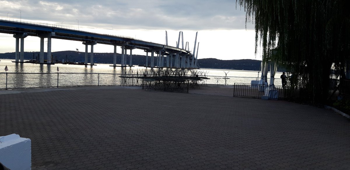 wiBoatClub's tweet photo. One season ends and another begins!
Still warm enough to enjoy the view! https://t.co/fnu1E5jFxj