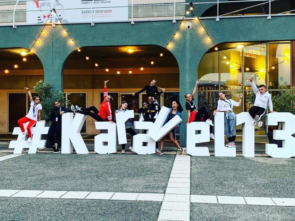 soda_crew's tweet photo. @soda.crew au @festivalkaravel a @pole_en_scenes scenes 🔥☺️

#talkme #sodacrew 
@celine_cl1 @mouradmerzouki https://t.co/ti6Ccq7O9m