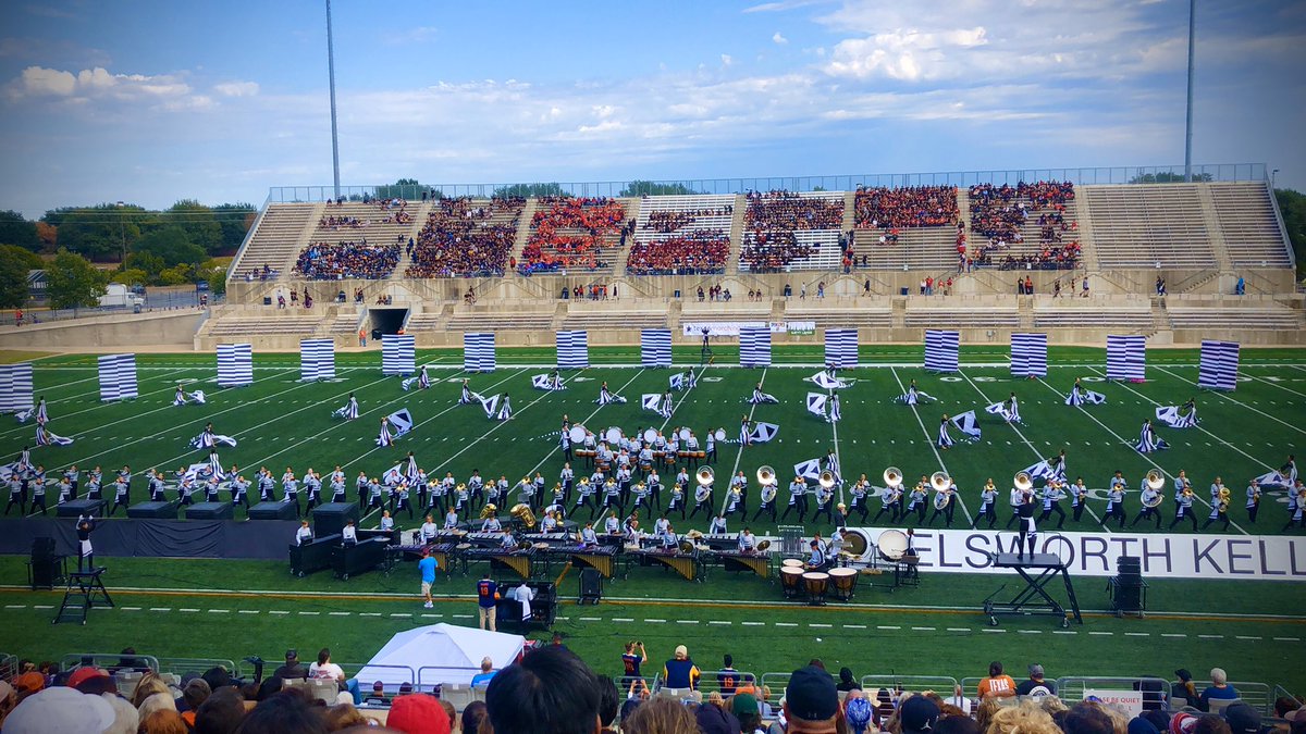 Isabel_Anaya1's tweet photo. With the @Bronco_Band at the 2019
#TexasMarchingClassic #LineFormColor #BroncoBeats https://t.co/L1GYwTufvj