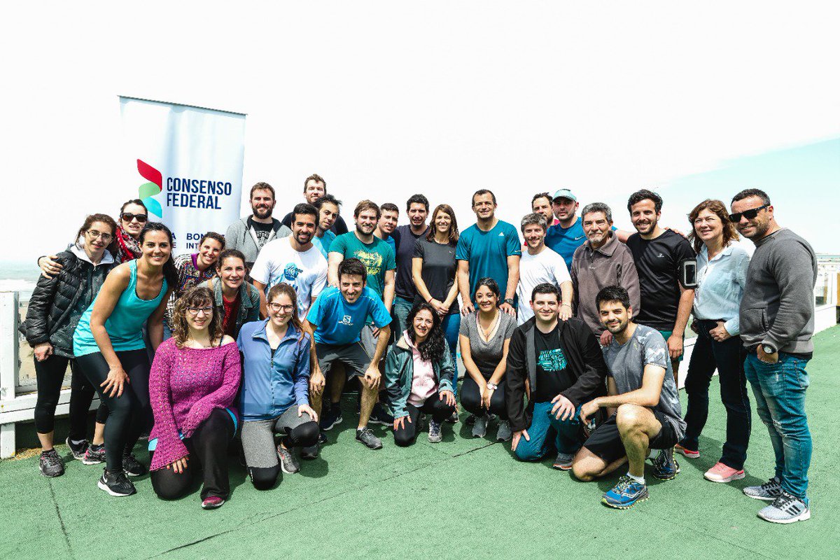 MicaelaGuinea's tweet photo. Otra maratón más por nuestros niños.! #BaliRe 🏃🏾♀️🏃🏼♂️#MardelPlata #SantaClara https://t.co/1vCazdyDEW