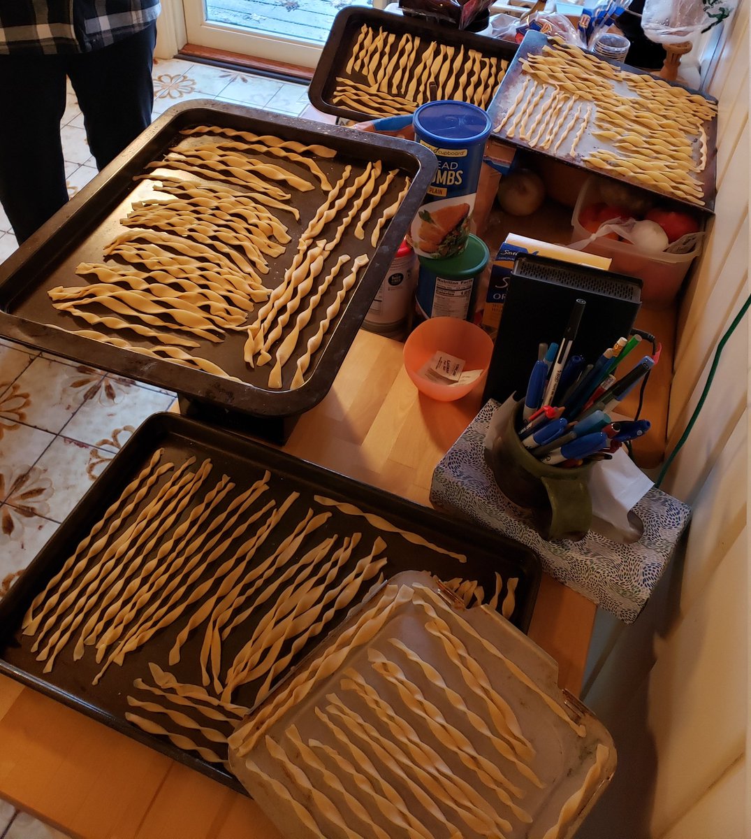 JenLief's tweet image. Homemade pasta time with @carlsewall . Will be amazing with the upcoming homemade meatballs and red sauce.