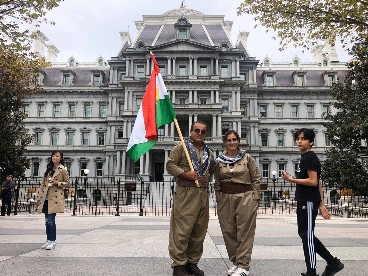 snipergurg's tweet image. Protesters in front of THE WHITE HOUSE for #Rojava #WashingtonDC #RojavaResistance