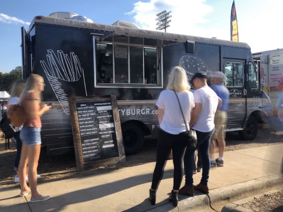 foodtrucksCLT's tweet photo. Are you at #Laketoberfest this year? https://t.co/DjmmdsNkQs
