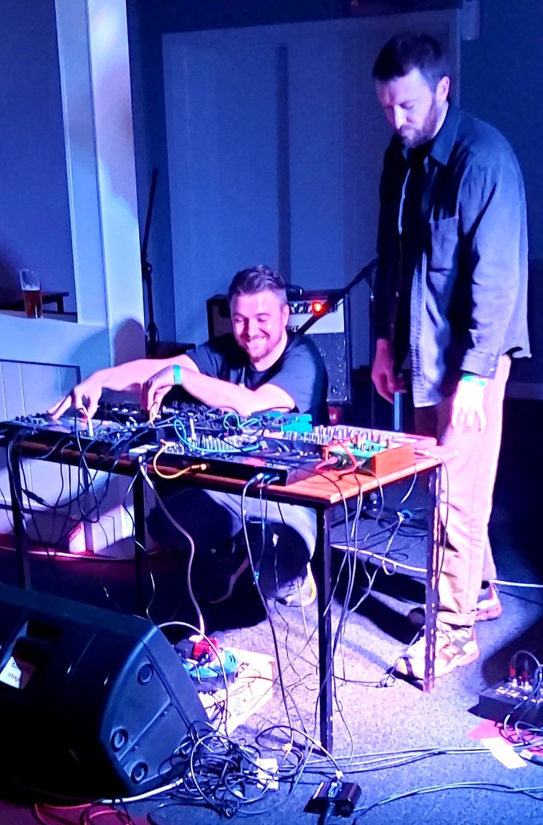 Alistair Braidwood (@scotswhayhae) on Twitter photo Increasingly I find I'm rarely happier than when I'm in a room with people pressing buttons, pulling wires, and twisting knobs, and few do it as well as <a href="/cruservers/">Cru Servers</a> did this afternoon <a href="/thegladcafe/">The Glad Cafe</a> 's #glorioustraces.
Lovely stuff... Increasingly I find I'm rarely happier than when I'm in a room with people pressing buttons, pulling wires, and twisting knobs, and few do it as well as <a href="/cruservers/">Cru Servers</a> did this afternoon <a href="/thegladcafe/">The Glad Cafe</a> 's #glorioustraces.
Lovely stuff...
