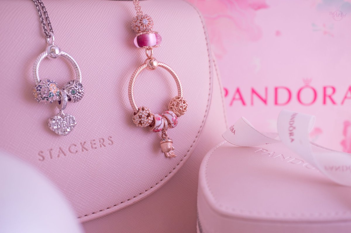 theartofpandora's tweet photo. Be inspired in our review of the revOlutionary #Pandora O Pendant - https://t.co/7tXbG7aRof

#PandoraOPendant @Pandora_UK #BeCharming @PandoraMOA #mystackers @mystackers https://t.co/5vFVNDCt5Y