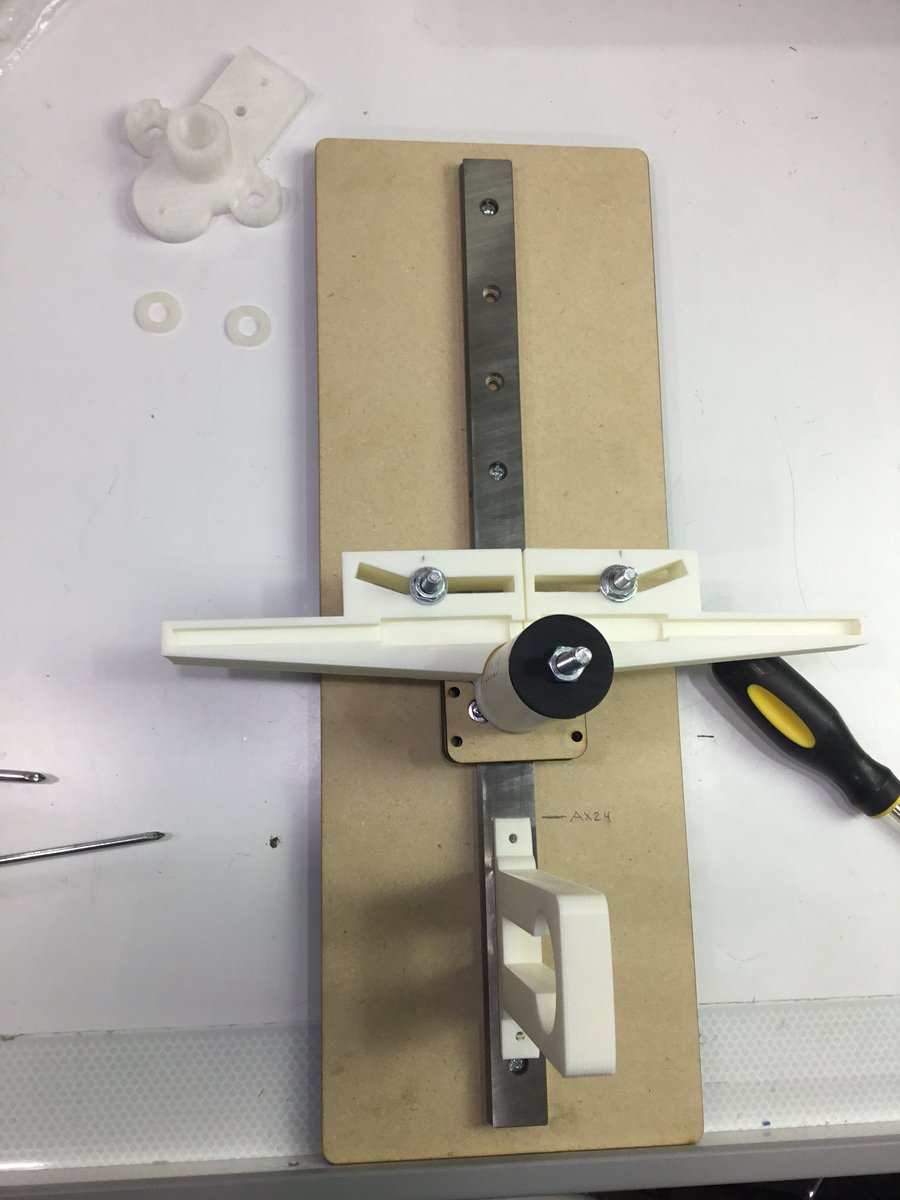 Laboratory 424 tweet media