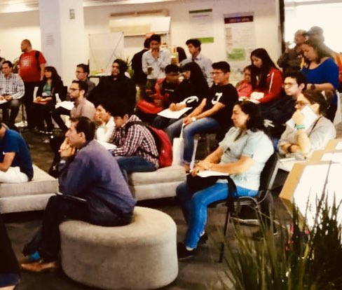 SedecoCDMX's tweet photo. #DesafíoPyme2019
🎓Taller de #Diagnósticos empresariales impartido por el Mtro. Cuauhtémoc León Puertos de la Unidad Politécnica para el Desarrollo y la Competitividad Empresarial #UPDCE @IPN_MX
👉🏼#HaciendoEquipo para incentivar #cooperativas en la #CDMX
✅#NODESS Vida y Saberes https://t.co/MdeITad8vz