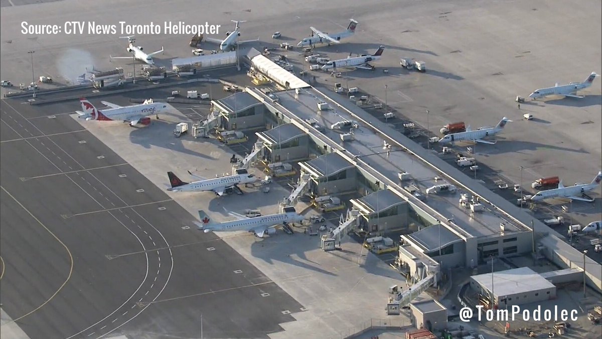 Tom Podolec Aviation On Twitter New Aircraft Gates With Glass Passenger Bridges Opening At Toronto Pearson Airport They Can Handle Most Narrow Body Aircraft Up To Class C B737 A321 Five Will Be