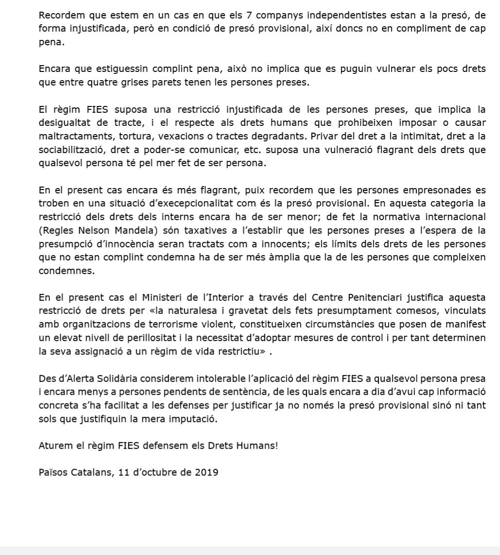 AlertaSolidaria's tweet photo. De la presumpció d'innocència a l'aïllament.Dia a dia els drets de @Detingudes23S
Són vulnerats.Un dels companys presos porta més de 15 dies sense poder veure's amb el nostre advocat que va designar. Hem presentat escrits, queixes al poder judicial, trucades diàries, cap resposta https://t.co/GqnxYjYdrC