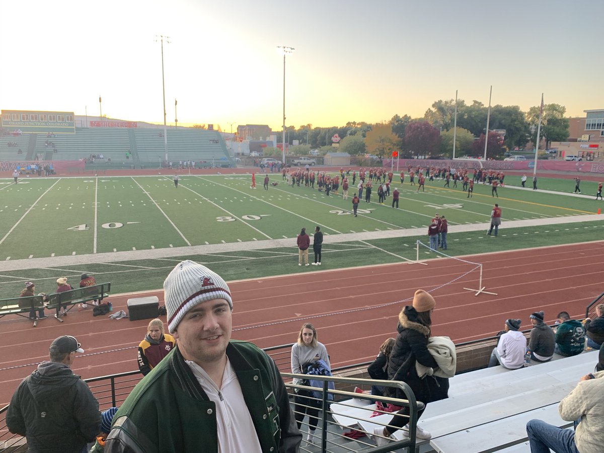 BoatsJohnson79's tweet photo. Great time @CMUMavsFootball thank you for having me out @CoachMartinMavs @RussMartin13 https://t.co/HbD5gCqxLA