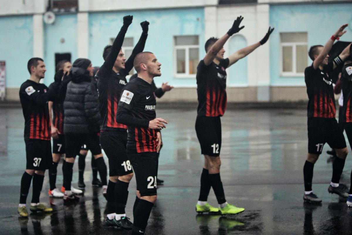 Видеообзор матча «Текстильщик» 4:3 «Луч»
yandex.ru/efir?stream_id…