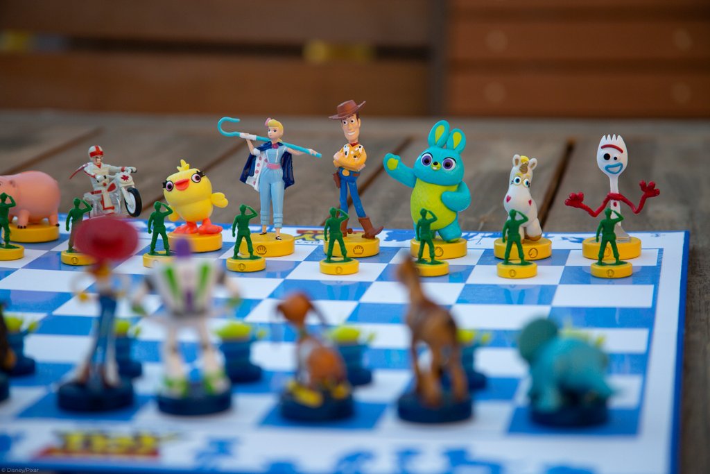 TheOpGames's tweet photo. Whether you're young or young at heart, everybody has a favorite Toy Story character. Are you #TeamWoody or #TeamBuzzLightyear?
Play as your favorite toys with the #ToyStory Collectors Chess Set, AVAILABLE NOW! 👇
https://t.co/aZfz8NHU5U
#ToyStory #Pixar #Disney #ToyStory4 https://t.co/sVxeqQZ8gc