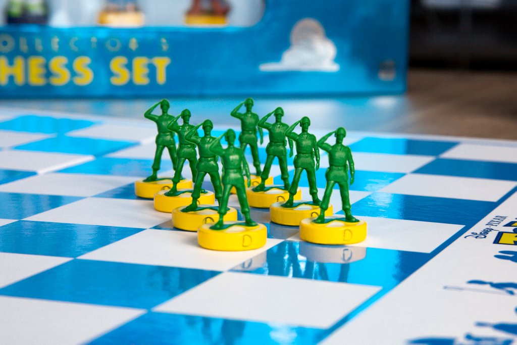TheOpGames's tweet photo. Whether you're young or young at heart, everybody has a favorite Toy Story character. Are you #TeamWoody or #TeamBuzzLightyear?
Play as your favorite toys with the #ToyStory Collectors Chess Set, AVAILABLE NOW! 👇
https://t.co/aZfz8NHU5U
#ToyStory #Pixar #Disney #ToyStory4 https://t.co/sVxeqQZ8gc