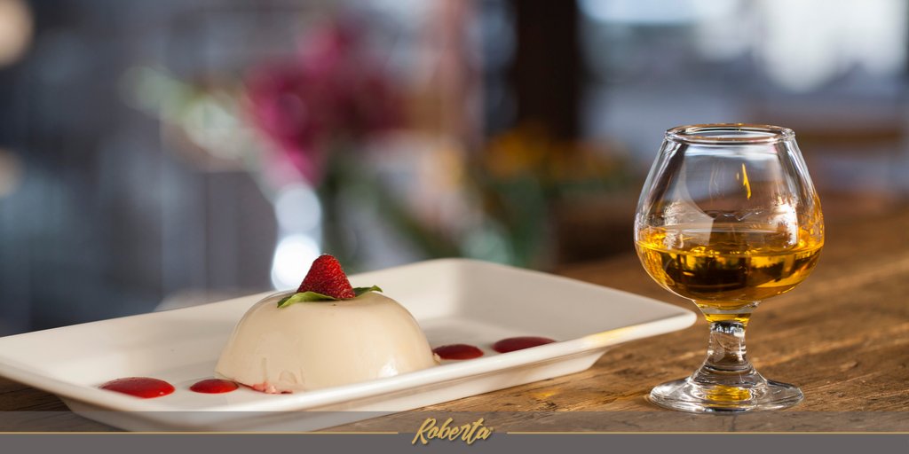 RobertaCondesa's tweet photo. Nuestro Panna Cotta será motivo de gran conversación en tu próxima visita. https://t.co/oXAMMKNsQg