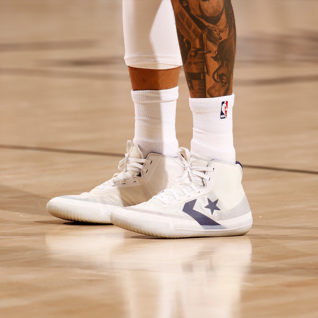 Undertrykkelse locker svinekød 🏀 #NBAKicks 👟 on X: "🌊 @KELLYOUBREJR with the Converse All-Star Pro BB  in Portland. #NBAKicks https://t.co/hyf5CI7Nqq" / X