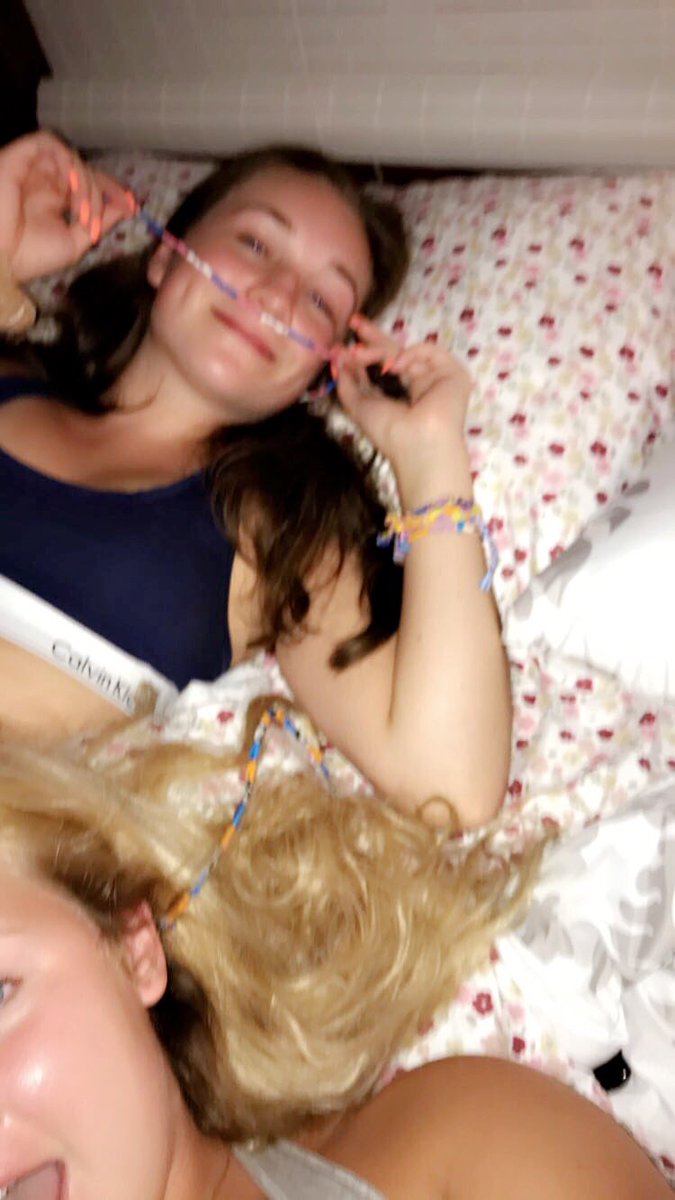 l_pyle_44's tweet photo. happy birthday to my best friend🥺❤️so blessed to have a bestie as sweet and loving as you!! thank you for all that you do for me babe couldn’t imagine life without u by my side🥰🥰love you bbg hope you have a great day!! @jessie_djokovic https://t.co/EsZPTsm8HS