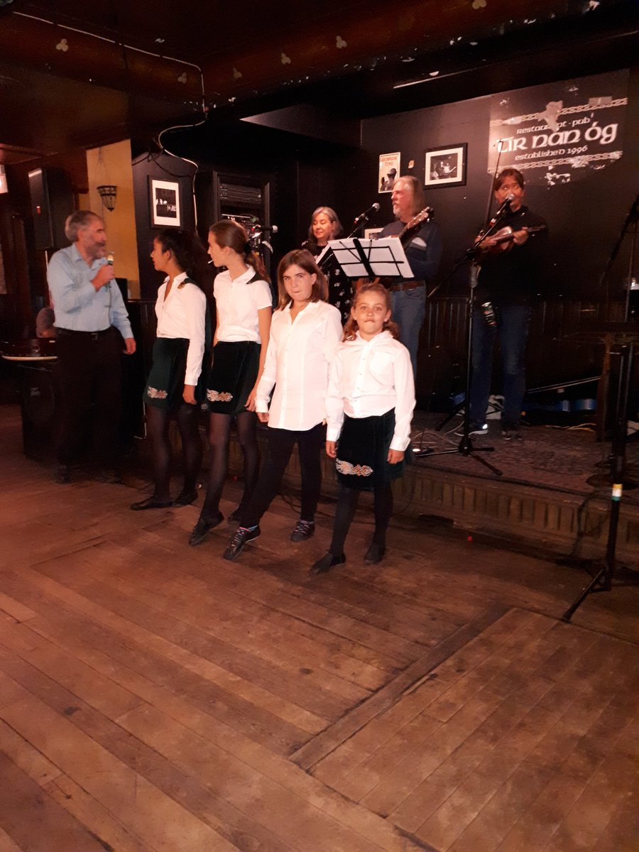 Putting on a irish dance show at the tir nan og