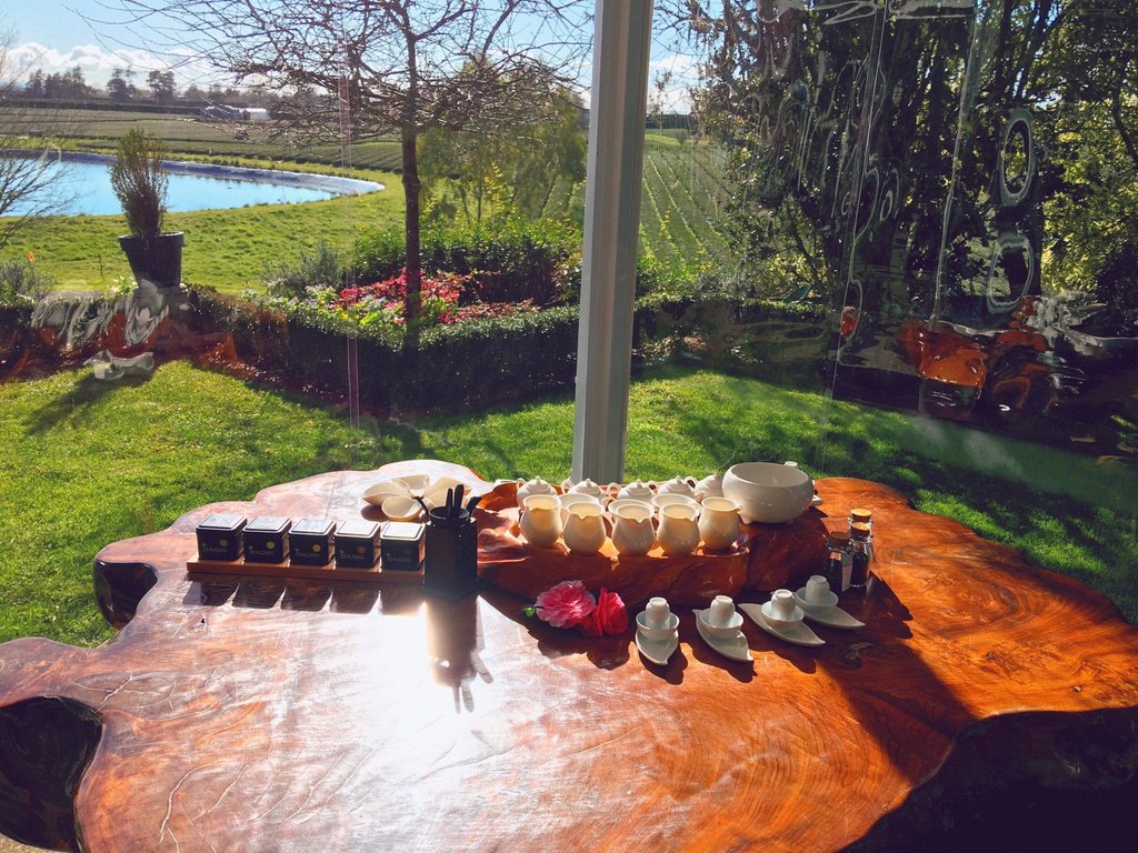 Beautiful spring day at the Estate today! 🌸 Perfect for outdoor tea ceremony enjoying the sunshine and views over the tea terraces ☀️