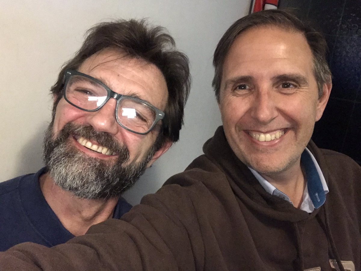 amarcos's tweet photo. @kohantoys @afrikaner Conectados mentalmente, estoy cenado con Patza y Justo le estaba mostrando estos encastres japoneses, abrazo!!! https://t.co/1RSXEYPfrk