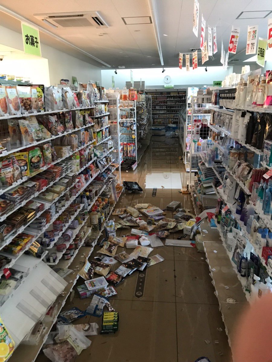 セブン イレブン 道の駅伊豆ゲートウェイ函南店 ありがとうございます 木更津駅東口店様の綺麗にフェイスアップされた所を見て 応援いただいたような気持ちです 頑張りすぎないように復旧に向けて作業すすめます