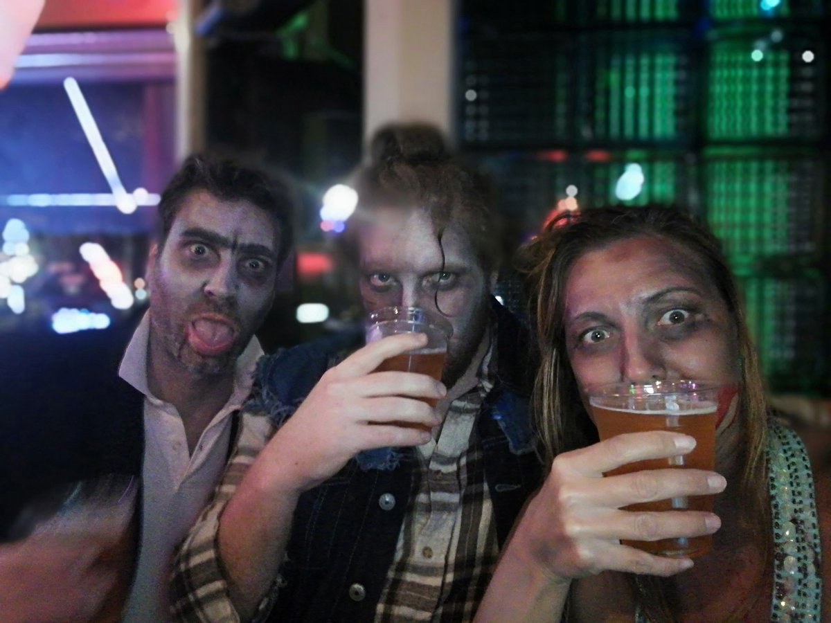 KristiniShaken's tweet photo. Zombirish. #AnokaNightlife https://t.co/hJ8VzBgUoS