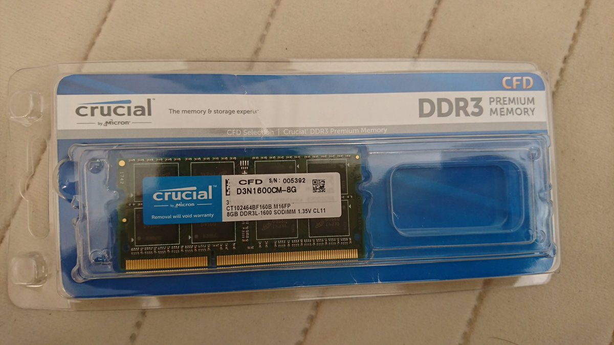 クレバー Crucial社製 Ddr3 ノート用 Pc3l 8g 外装ダメージあり 中身は傷もなく綺麗です メモリ換装しようと思って付け替えたらbios起動せずよく見たら規格違いました ゝ 使用はその時のみですね 相場6000くらいです 面倒臭いので着払いで3000