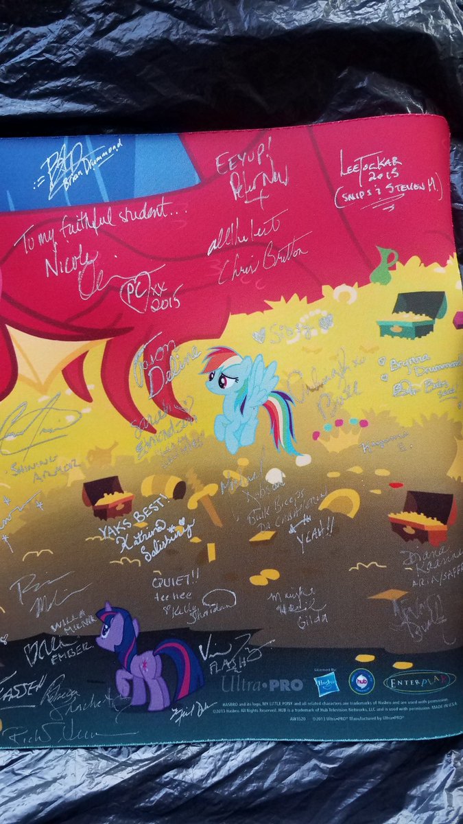 EndymionEnigma's tweet photo. #FriendshipIsMagic #MLPFiMFinale As one sun sets another rises. We may long for days gone by but let's not forget what the future holds. Let's welcome the coming of the next sunrise and never forget what we had. FIM TV may be done but not this fandom. Thank you everyone! https://t.co/kl99y9ECko