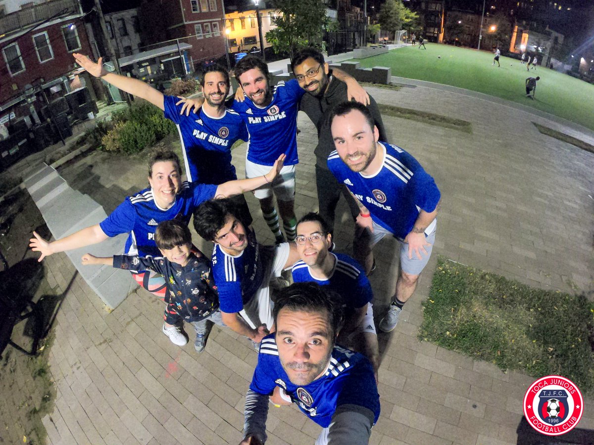 tocajuniorsfc's tweet image. 2019 FALL SEASON
@ZogSportsDC

 Fridays 7v7 #CoEd 
⚽️ #SuperSlowMo representing TOCA❗️

🔵🔴 #WeAreToca #TOCA #tocajuniors #PLAYsimple #soccer #Futbol #Football #adults #SocialSportsCommunity #ZogSportsDC  #WashingtonDC #DC #fun @ZogSports