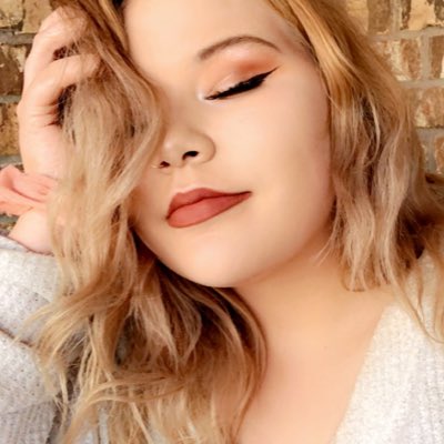 Abbie 🌻🥀 tweet media