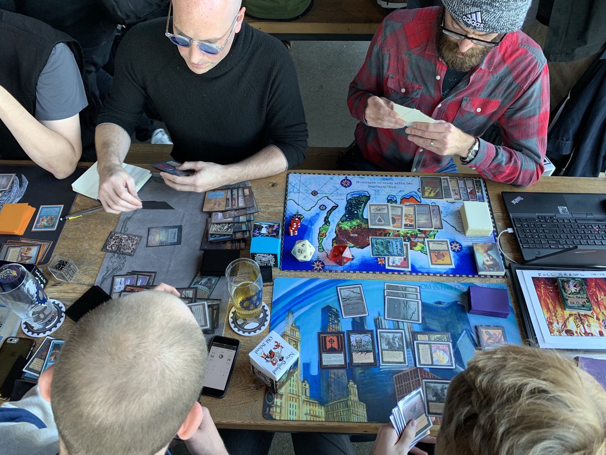 PitcastPod's tweet photo. The Lords in-action at the Fall Brawl.
#lordsofthepit #chicagooldschool #oldschoolmtg #OS95 #btfooc https://t.co/rAhR5iCoXJ