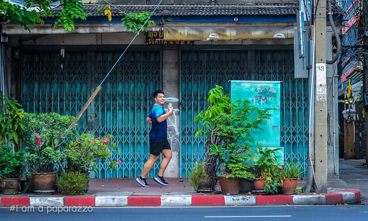 ArtherXX's tweet photo. ไม่ได้หล่อให้เธอต้องเหลียว... แต่ก็เสียวให้เธอต้องหลง 😏😏
#CityRun #BKK #Run #Running #Jog #Jogging #Workout #DailyRunning #RunForLife #RunHardPlayHard #ArtherRunner https://t.co/ALeFkyJzTZ