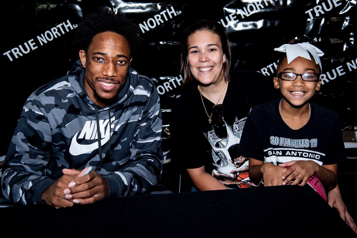 spurs's tweet photo. #Comp10 x @DeMar_DeRozan
DeMar released his clothing line exclusively here in San Antonio earlier today with tons of our #SpursFamily there! 👏 https://t.co/ZHIMojBYqJ