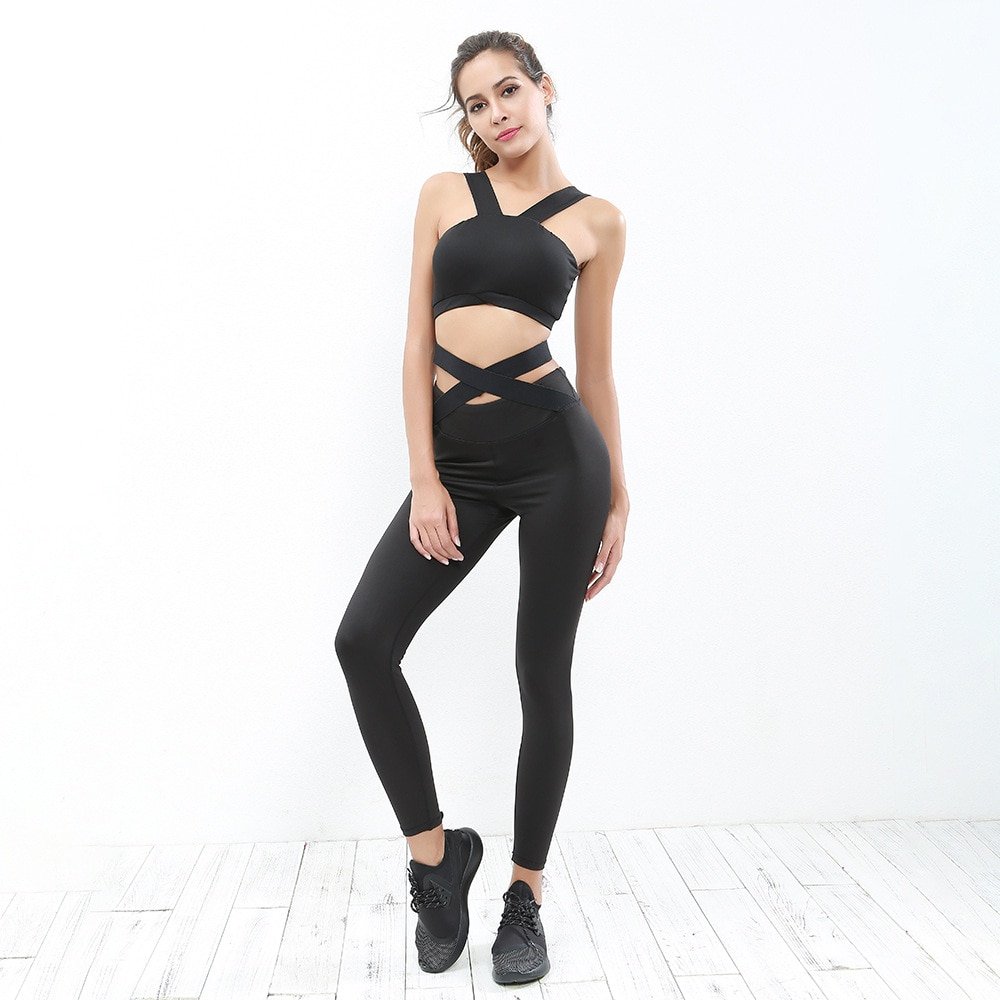 justlooksdotnet's tweet photo. https://t.co/EEvw1pHi78 #womensclothes Yoga Fitness Leggings &amp; Sport Bra https://t.co/9j0GsNJLKc