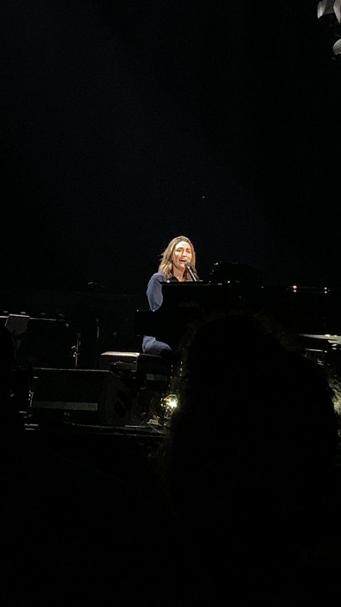 lovesarab13's tweet photo. wow wow wow. @SaraBareilles just made me laugh, made me cry,  and gave me the best night of my life. I am forever changed. https://t.co/kr5wbtI12T