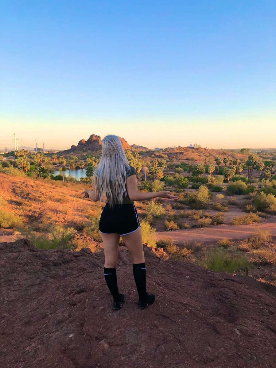 sswanova's tweet photo. Trip to back to where I’m from! Going back to Arizona was a blessing.😍 https://t.co/SRc87t4ps3