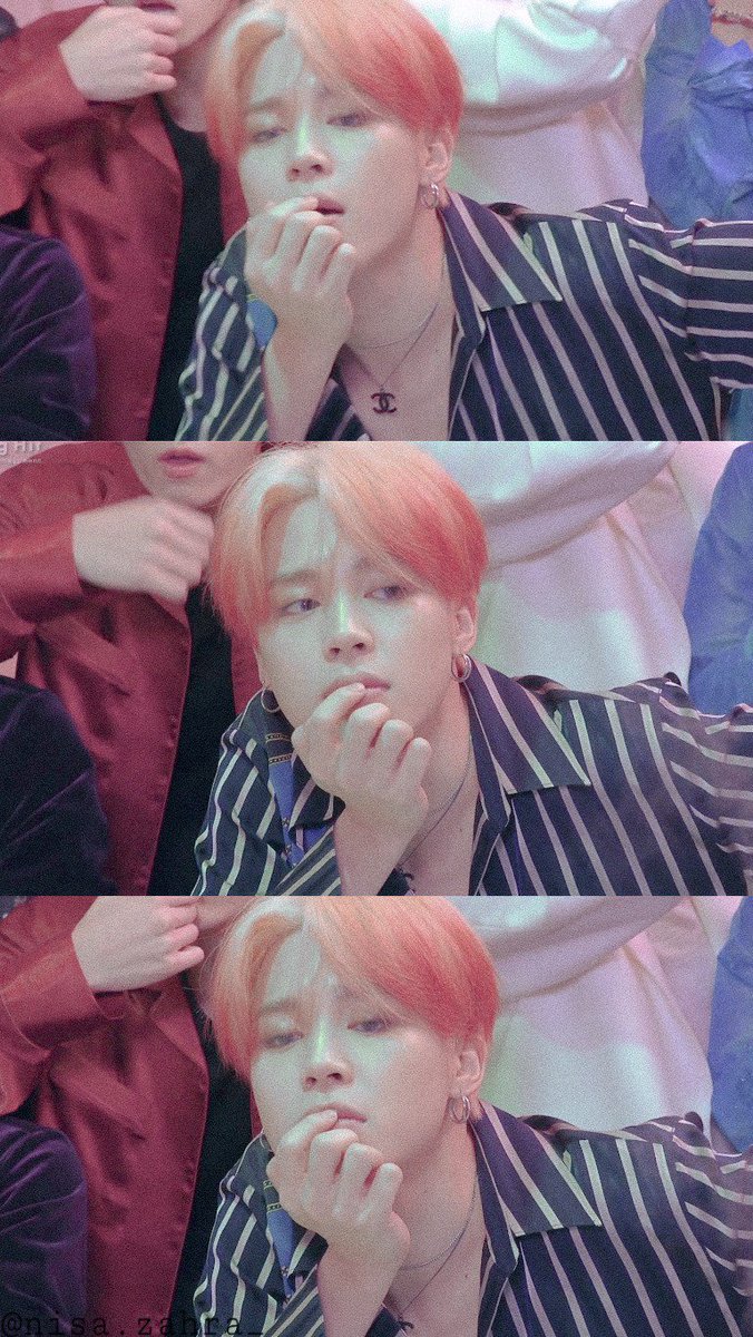 syafiranisaaa_'s tweet photo. 031019🎉🎉
SCH Park Jimin💜✨
wish u all the best🤗
God bless you🙃
#armyindonesia #jimindays #parkjimin #chimmy https://t.co/s75LQ3kWTZ