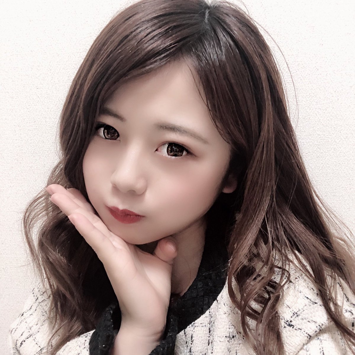 にたまご 恋愛 בטוויטר お色気でるかと前髪分けてみたら ちょっとバブリーぽくなった笑