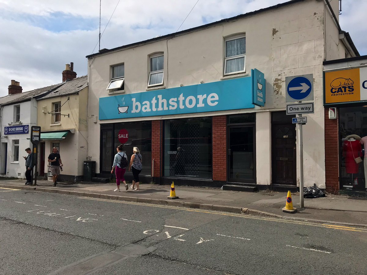 CheltEmpty's tweet image. #cheltenhamemptyshops #cheltenham #useitorloseit #saveourhighstreet