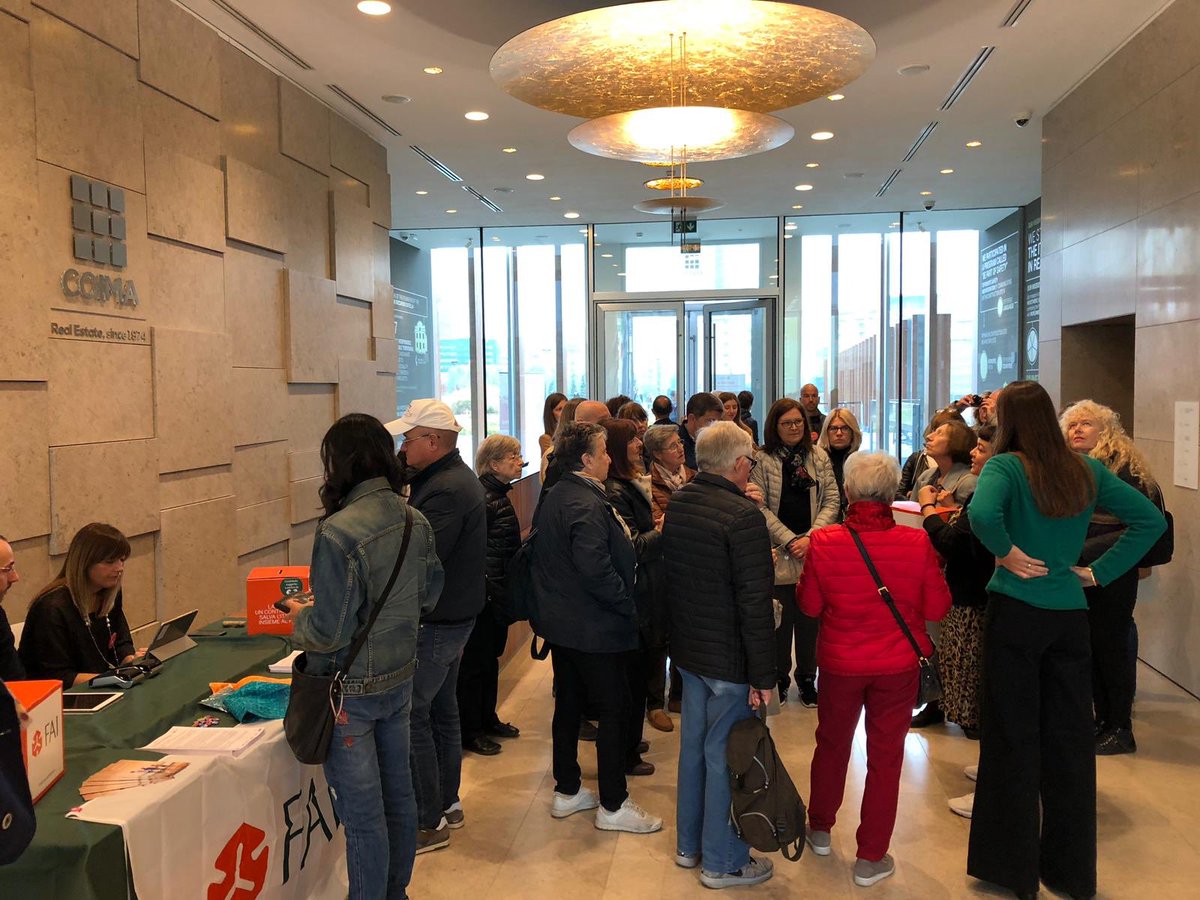 faimilano's tweet image. Le #giornateFAI d’autunno sono un’occasione per visitare luoghi normalmente inaccessibili o poco valorizzati del nostro patrimonio, ma anche per scoprire di più sul FAI. Se avete domande non esitate a chiedere ai volontari! È possibile iscriversi ai banchi FAI nei beni aperti