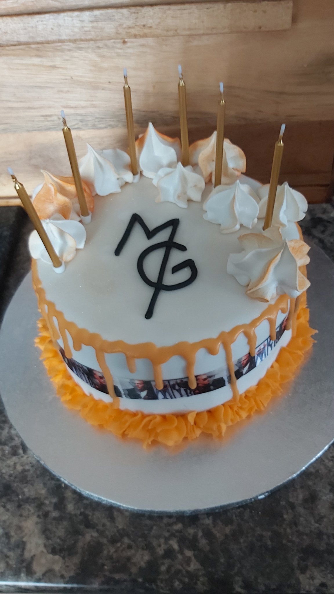 Omg a matt goss birthday cake xxx happy birthday to me xxxx 