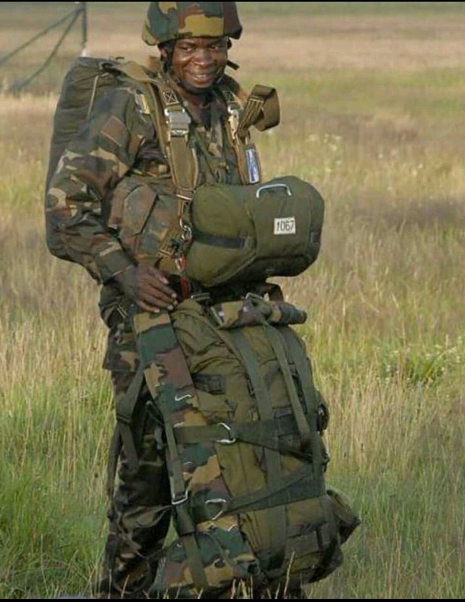 Nvember's tweet photo. VOICI LA CAMPAGNE QUE NOUS DEVRIONS MENER À L’HEURE ACTUELLE: "J’AIME MON PAYS LA RDC, JE SOUTIENS L’OFFENSIVE DE NOS FARDC". DIEU BÉNISSE LA RDC ET SES AUTORITÉS. https://t.co/scBNlMbBXy